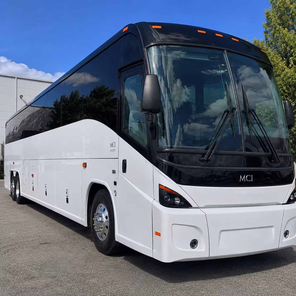 how distance and duration affect charter bus rates in chicopee