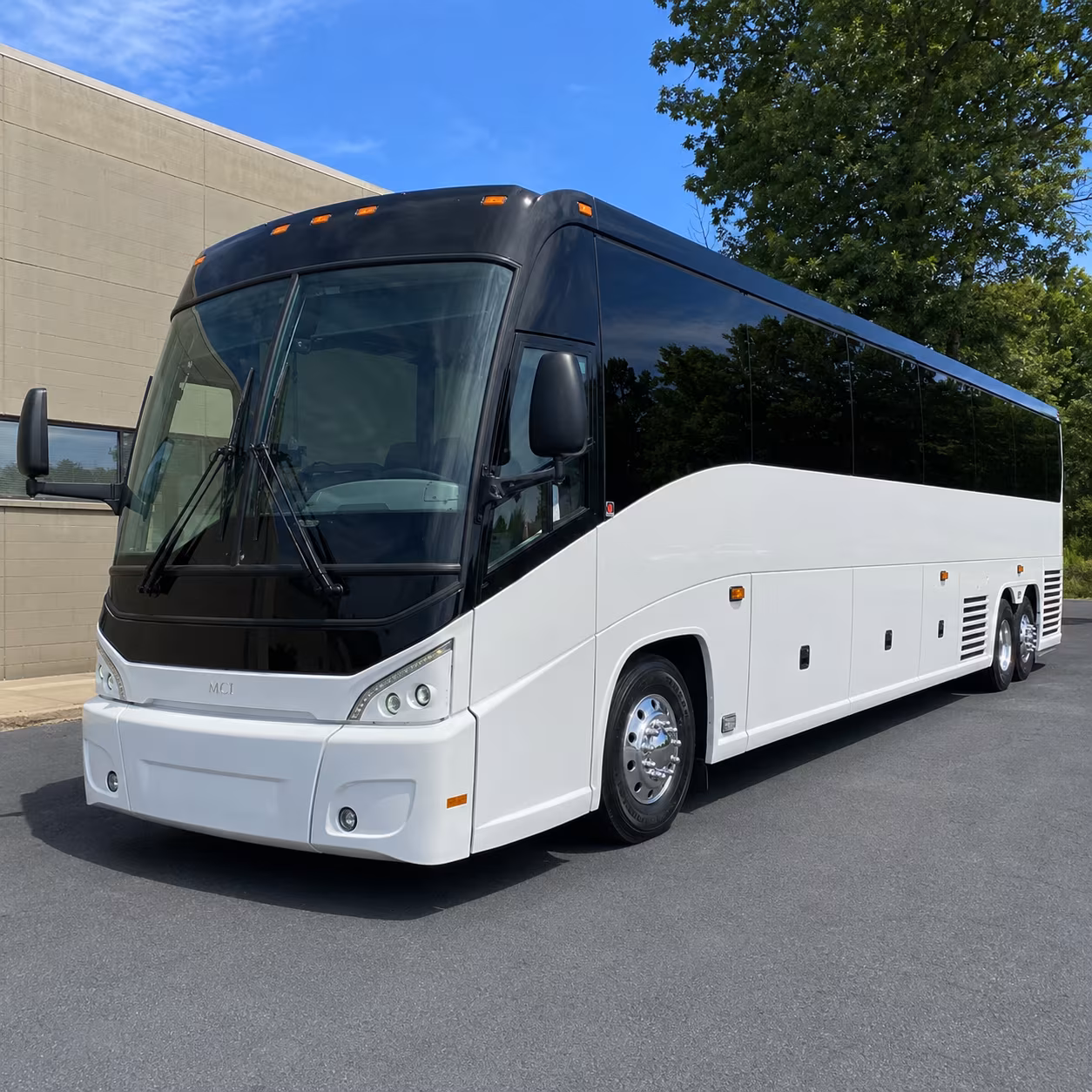 summer concert season buses to xfinity center in mansfield